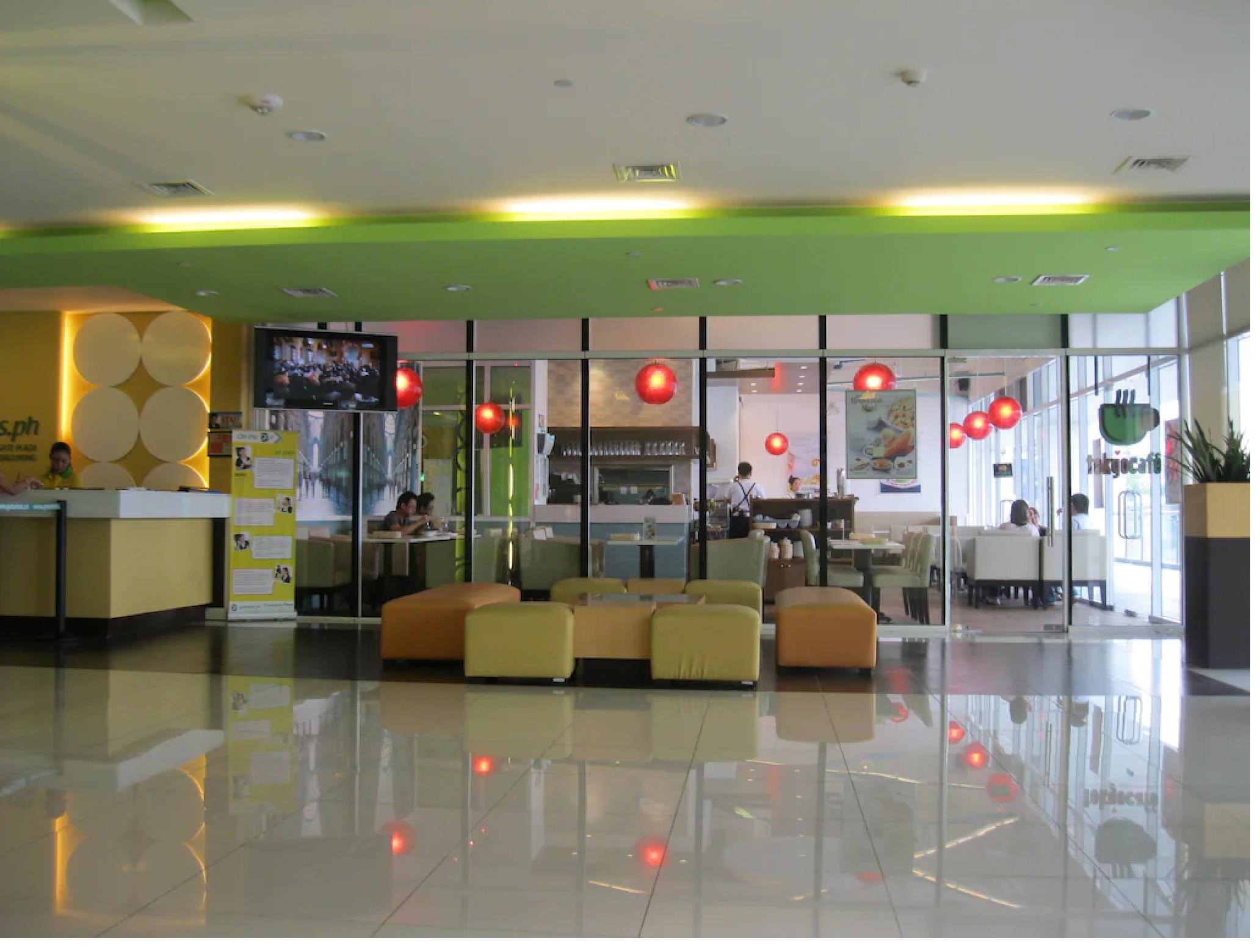 Go Hotels Plus Mandaluyong Esterno foto