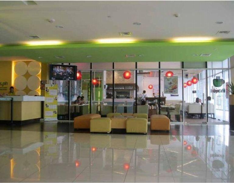 Go Hotels Plus Mandaluyong Esterno foto